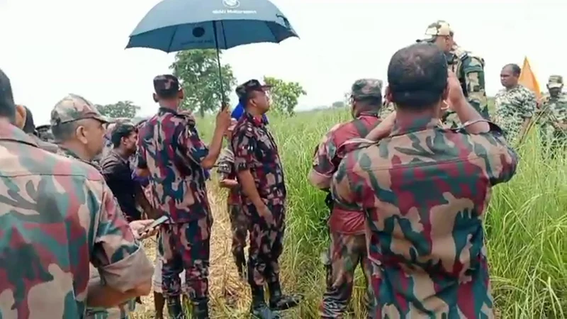 নওগাঁ সীমান্ত দিয়ে ১৭ জনকে পুশইনের চেষ্টা