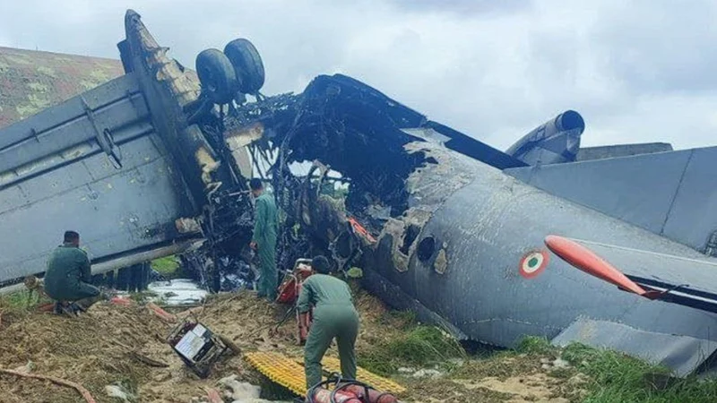 আসামে ভারতীয় বিমানবাহিনীর উড়োজাহাজ বিধ্বস্ত, ৫ সেনা নিহত