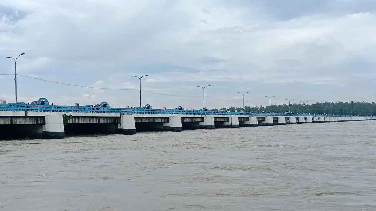 উত্তরের চার জেলায় বন্যার আভাস