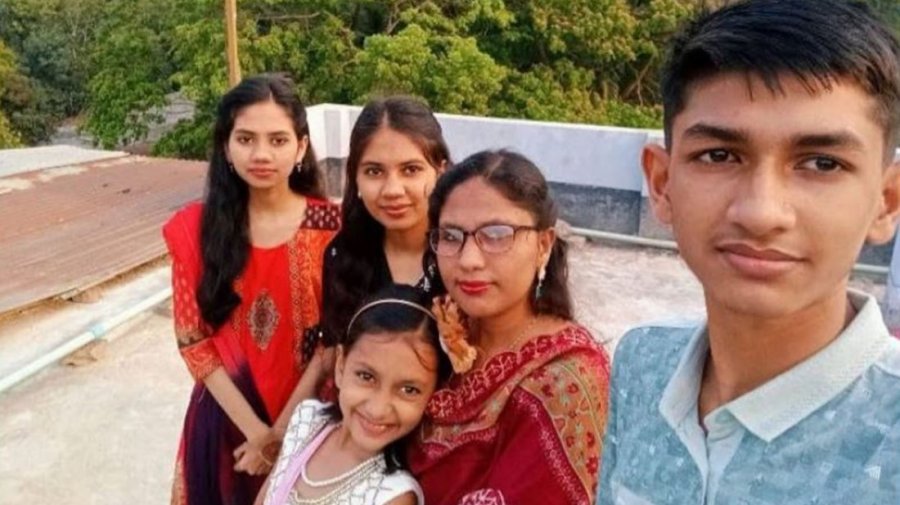 মা ও ৩ মেয়েকে হত্যায় এখনও হয়নি মামলা, ভেঙে পড়েছেন বেঁচে থাকা সন্তান