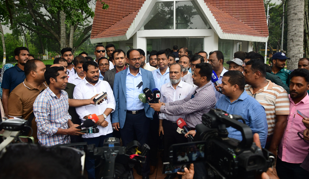 ‘আধুনিক সাফারি পার্কে রূপান্তর করা হবে রাজশাহী চিড়িয়াখানা’