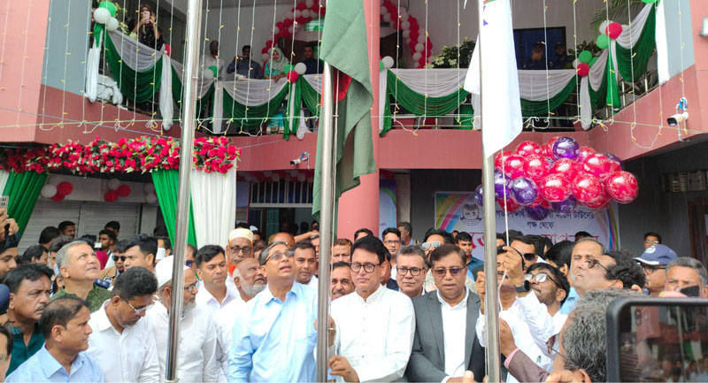 বাংলাদেশকে আন্তর্জাতিক এডুকেশন হাব হিসেবে গড়ে তোলা হবে: নওগাঁয় শিক্ষামন্ত্রী