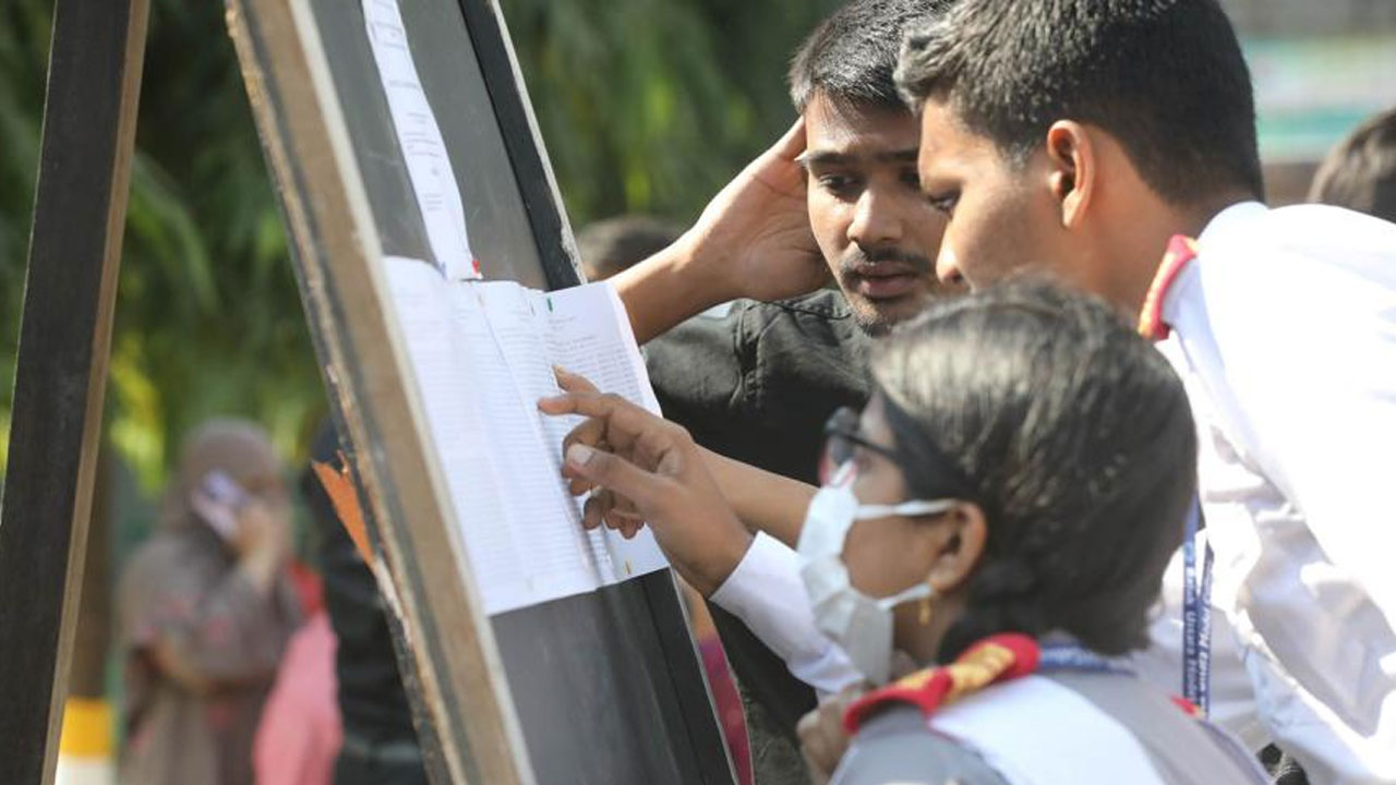 মানবিকে প্রতি ১০০ ছাত্রের ৫৯ জনই ফেল