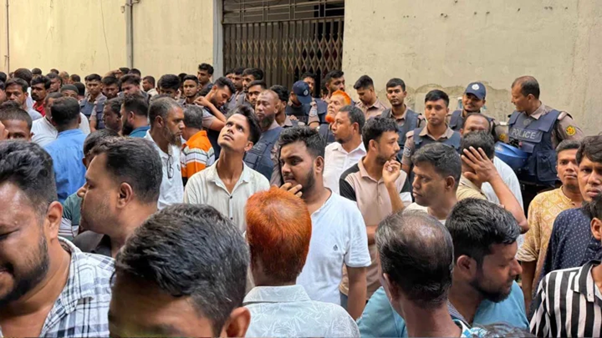 জাসদ কার্যালয় থেকে নিষিদ্ধ আ.লীগ সন্দেহে আটক অর্ধশতাধিক
