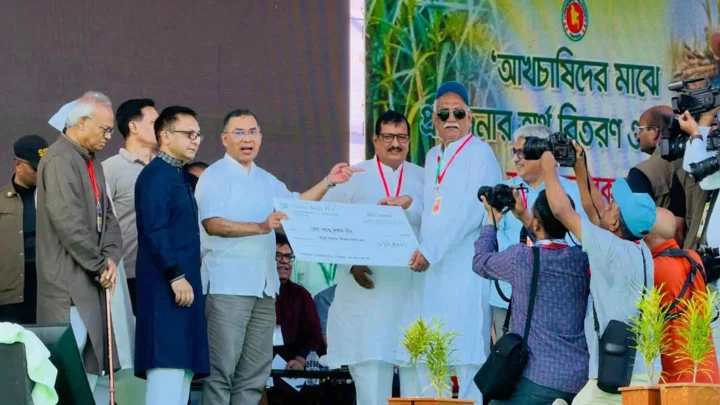 আখচাষি হিসেবে প্রণোদনা নিয়ে সমালোচনায় এমপি চাঁদ