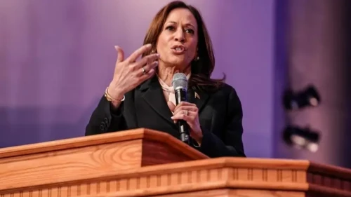 বিরোধীরা গুজব ছড়াচ্ছে : কমলা হ্যারিস