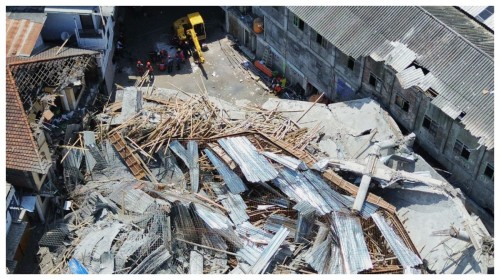 ইন্দোনেশিয়ায় স্কুলভবন ধস, নিহত ৫০