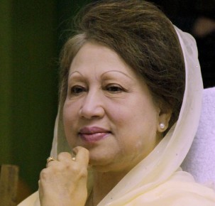 দেশবাসীকে খালেদা জিয়ার জন্য দোয়া করার আহ্বান সরকারের