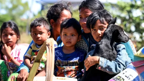 অবশেষে যুদ্ধবিরতিতে থাইল্যান্ড-কম্বোডিয়া