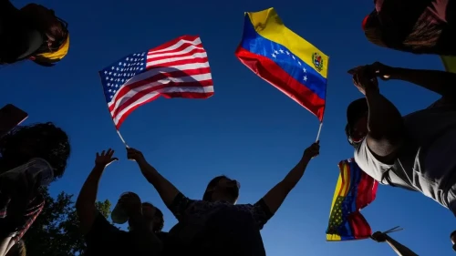 মাদুরোকে রক্ষায় দুই ডজনের বেশি সেনা হারাল এক দেশ