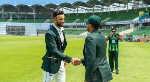 প্রথম ঘণ্টা পাকিস্তানের, দ্বিতীয়টা বাংলাদেশের