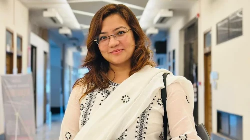 ঢাবির সহকারী প্রক্টরের দায়িত্ব ছাড়লেন মোনামি