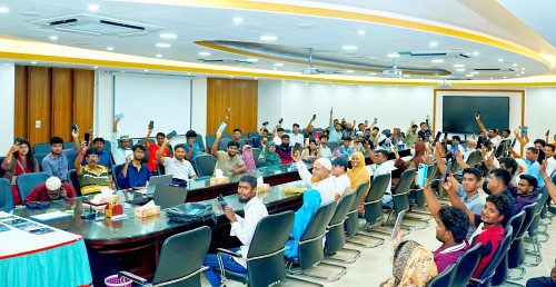 রাজশাহীতে শতাধিক মালিকের হাতে ফিরল হারানো মোবাইল ফোন