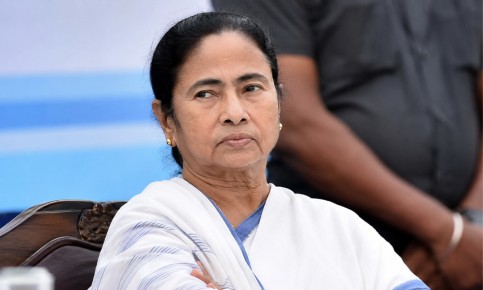 মমতাকে তৃণমূল থেকে ‘অপসারণ’ করলেন বিদ্রোহীরা