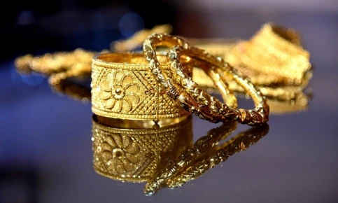 ভরিতে ৫ হাজার টাকার বেশি কমলো স্বর্ণের দাম