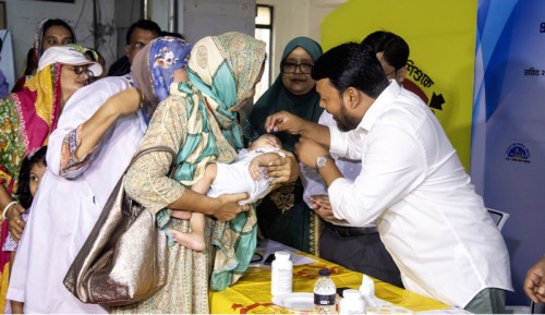 রাজশাহীতে জাতীয় ভিটামিন ‘এ’ প্লাস ক্যাম্পেইন শুরু