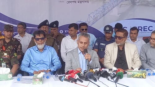পদ্মা সেতুর নিচে মাটি অপসারণে ঝুঁকি নেই, এটি প্রকল্পেরই অংশ: সেতুমন্ত্রী