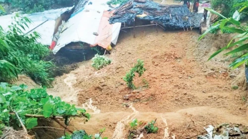 কক্সবাজারে পাহাড়ধসে নিহত বেড়ে ১১