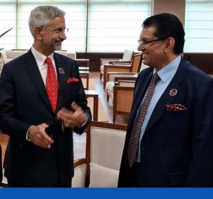 ম্যানিলায় খলিলুর-জয়শঙ্করের শুভেচ্ছা বিনিময়