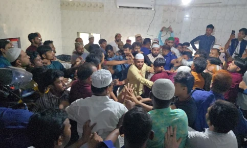 নিজামীর পুত্রের ইমামতি নিয়ে মসজিদে বিএনপি-জামায়াতের হাতাহাতি