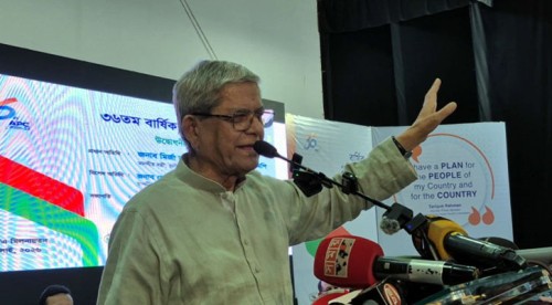 আ. লীগ ধ্বংস করে, বিএনপি সেখান থেকে গড়ার চেষ্টা করে: মির্জা ফখরুল