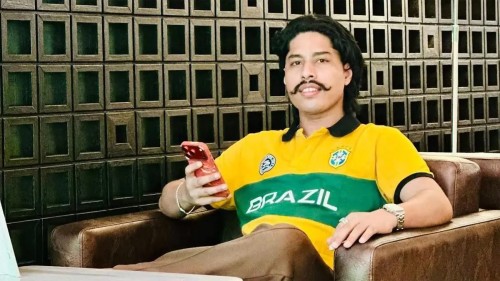 কে এই ডেভিড ইমন, কেন তাকে নিয়ে এতো আতঙ্ক