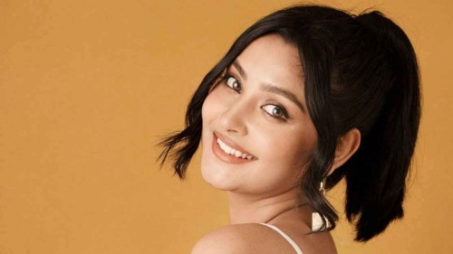 ভালোবাসার নতুন গল্পে নিহা