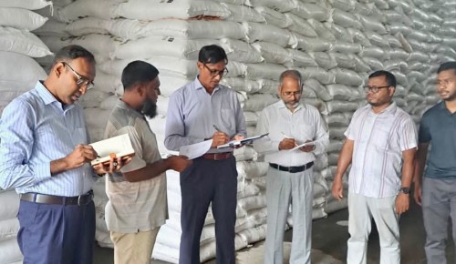 রাজশাহীতে সারের কোনো সংকট নেই : বিভাগীয় কমিশনার