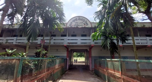 শতবর্ষের ঐতিহ্য ও সাফল্যের দৃষ্টান্ত সরদহ সরকারী পাইলট উচ্চ বিদ্যালয়