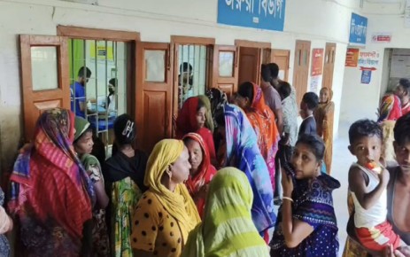সন্তানদের নিয়ে বাবার বিষপান, প্রাণ গেল ৩ শিশুর