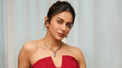 রাকুল প্রীতের ১২ ঠিকানায় তল্লাশি