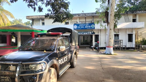 বাঘার পদ্মার চরে আধিপত্য নিয়ে ফের গোলাগুলি, যুবক গুলিবিদ্ধ